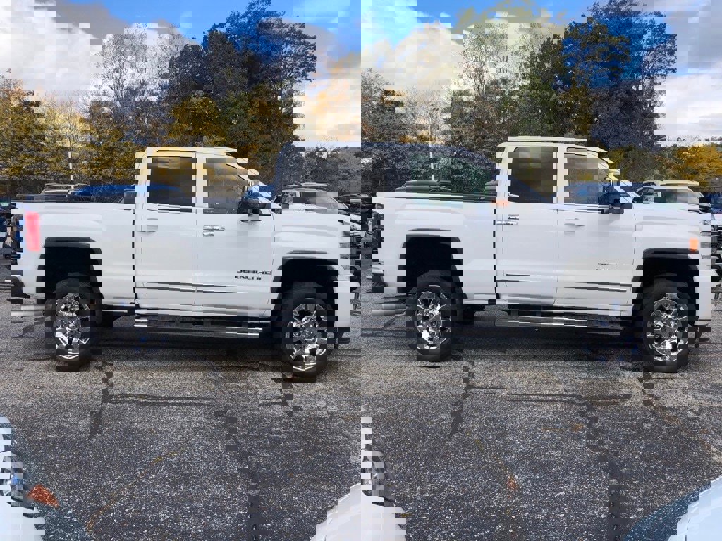 Used 2016 GMC Sierra 2500 Denali w/ Duramax Plus Package image 8