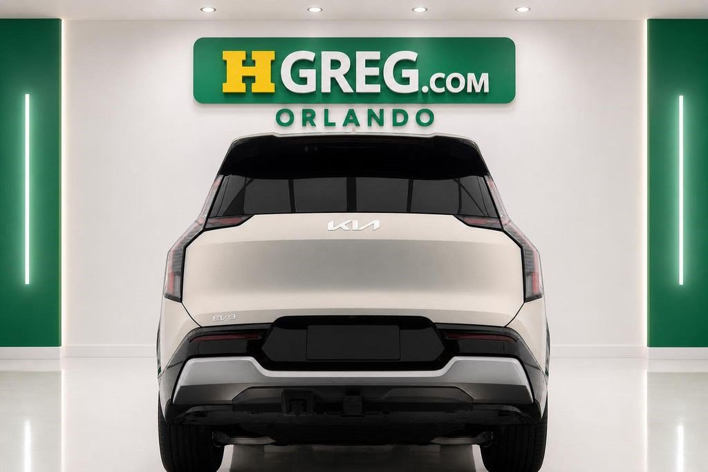 Used 2024 Kia EV9 Land AWD/4WD image 7