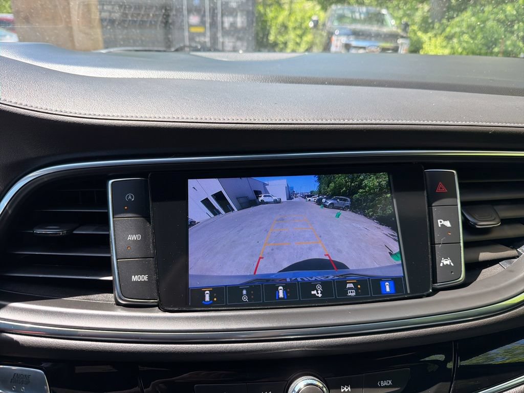 Used 2023 Buick Enclave Avenir w/ Avenir Technology Package AWD/4WD image 31
