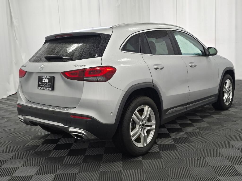 Used 2022 Mercedes-Benz GLA 250 4MATIC w/ Premium Package Lite image 6