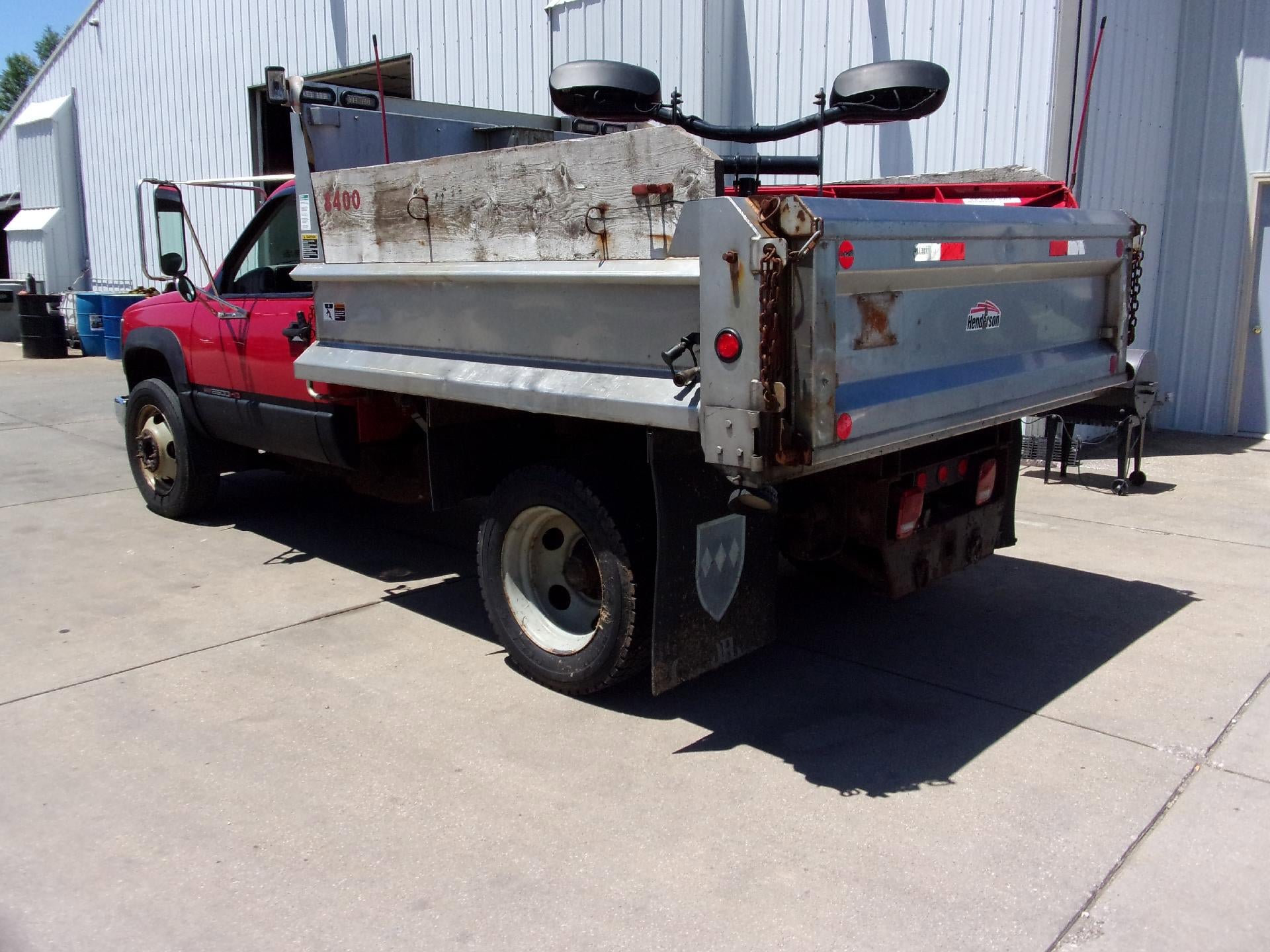 Used 2001 GMC Sierra 3500 2WD Regular Cab HD image 2