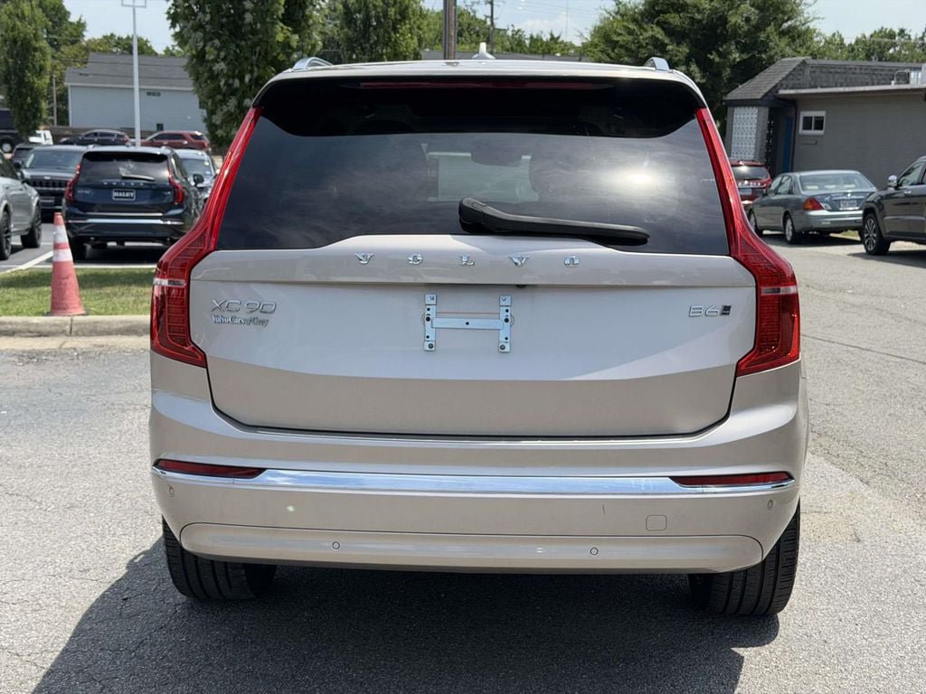 Used 2024 Volvo XC90 B6 Plus w/ Protection Package Premier AWD/4WD image 21