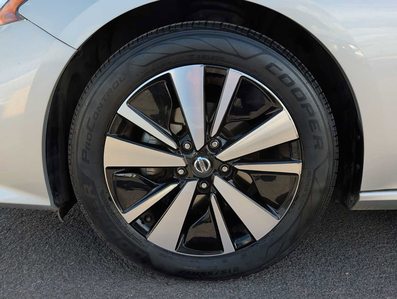 Used 2022 Nissan Altima 2.5 SV image 19