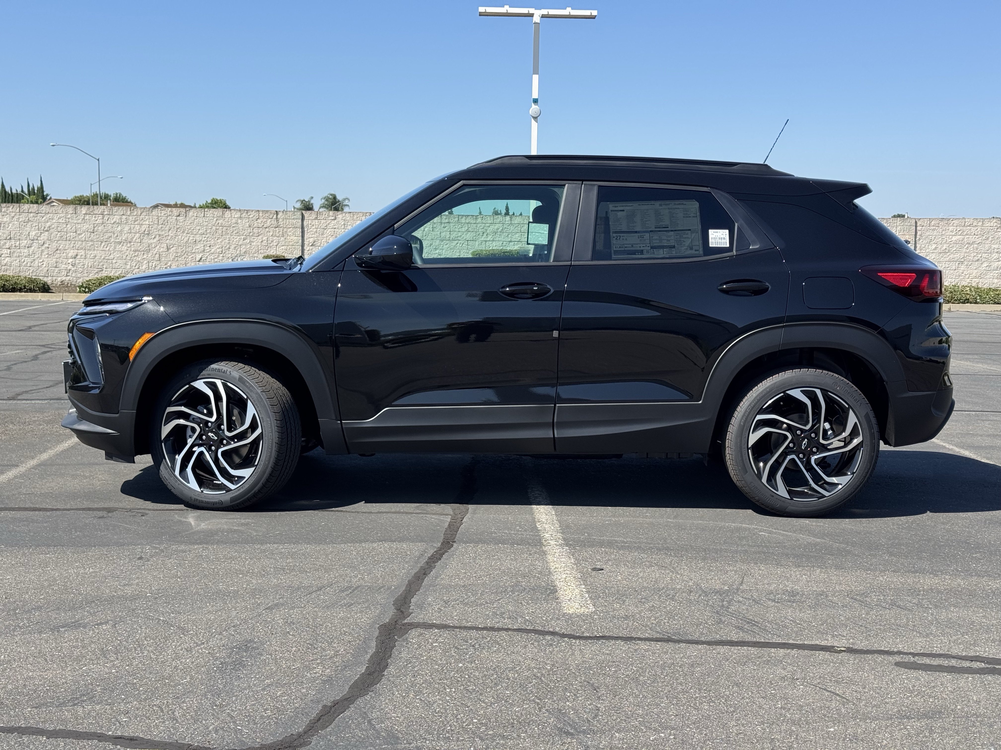 New 2026 Chevrolet TrailBlazer RS w/ Convenience Package AWD/4WD image 4