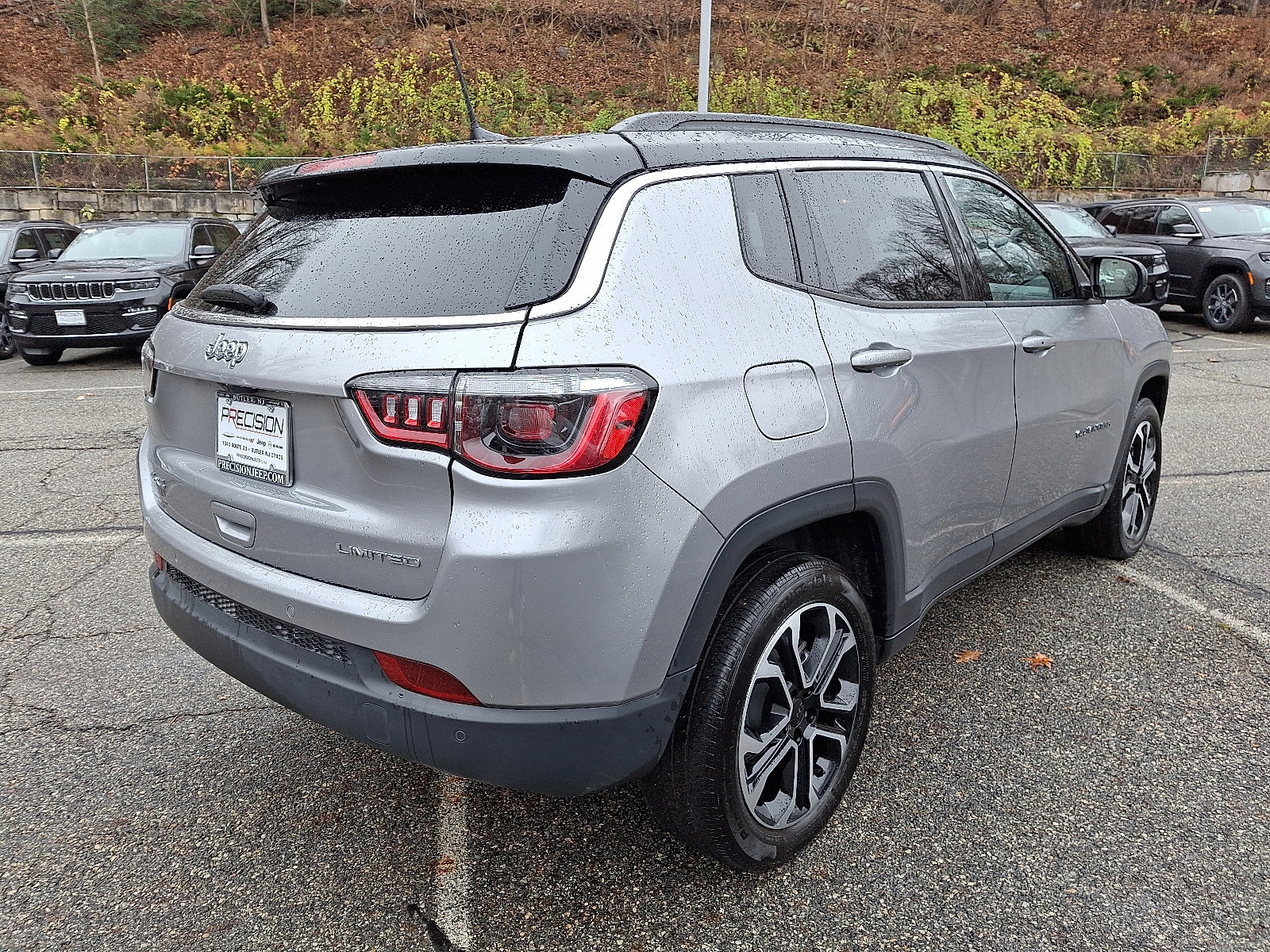 Certified 2024 Jeep Compass Limited image 8