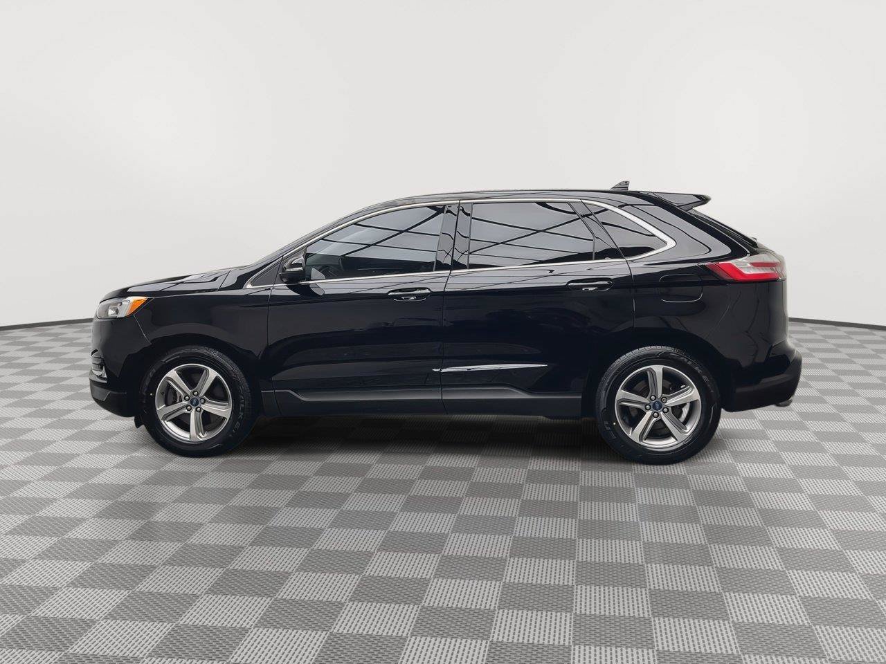 Certified 2020 Ford Edge SEL w/ Convenience Package AWD/4WD image 40