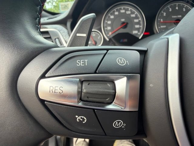 Used 2017 BMW M4 Coupe RWD image 23