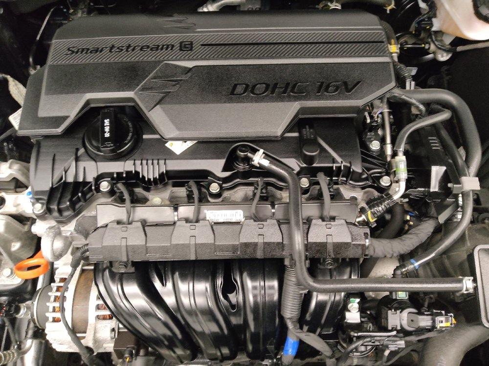 Used 2022 Hyundai Elantra SEL image 30