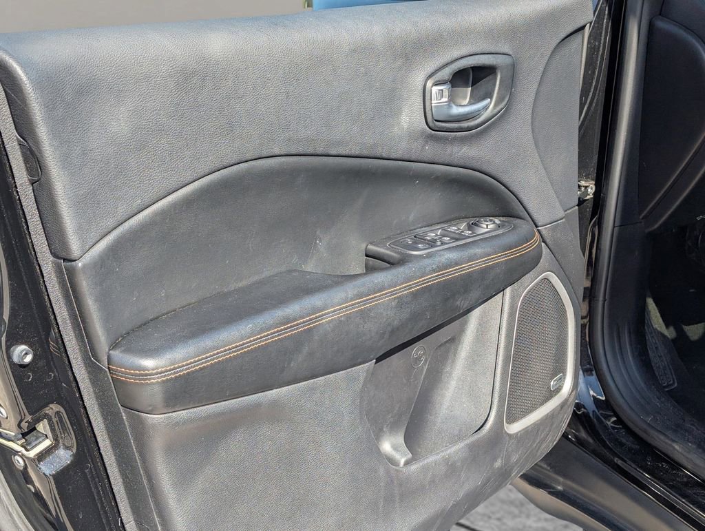 Used 2021 Jeep Compass Limited w/ Sun and Sound Group AWD/4WD image 15