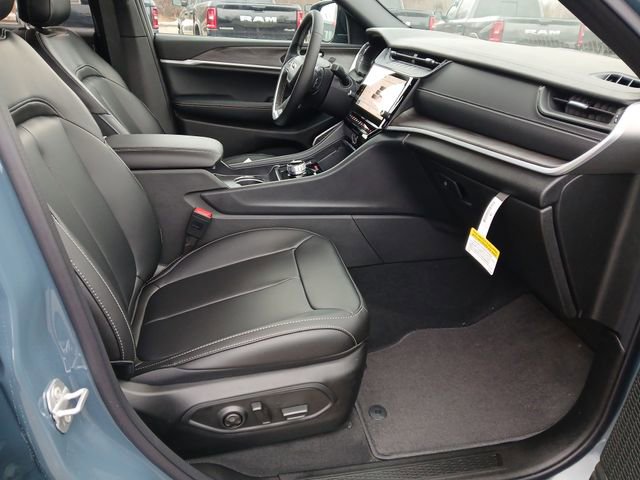 New 2026 Jeep Grand Cherokee Limited w/ Limited Altitude Package image 35