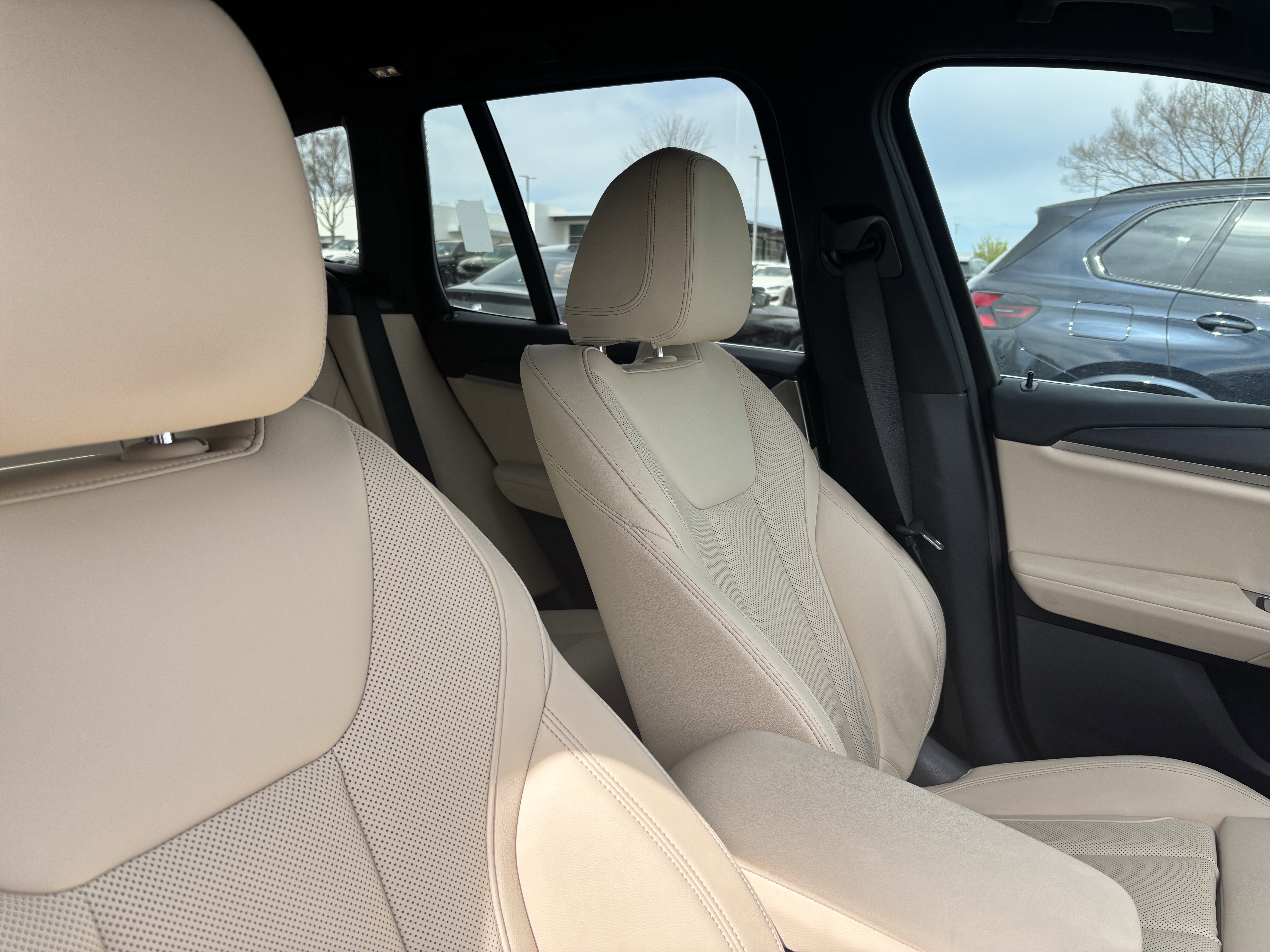 Used 2023 BMW X3 sDrive30i w/ Premium Package image 35