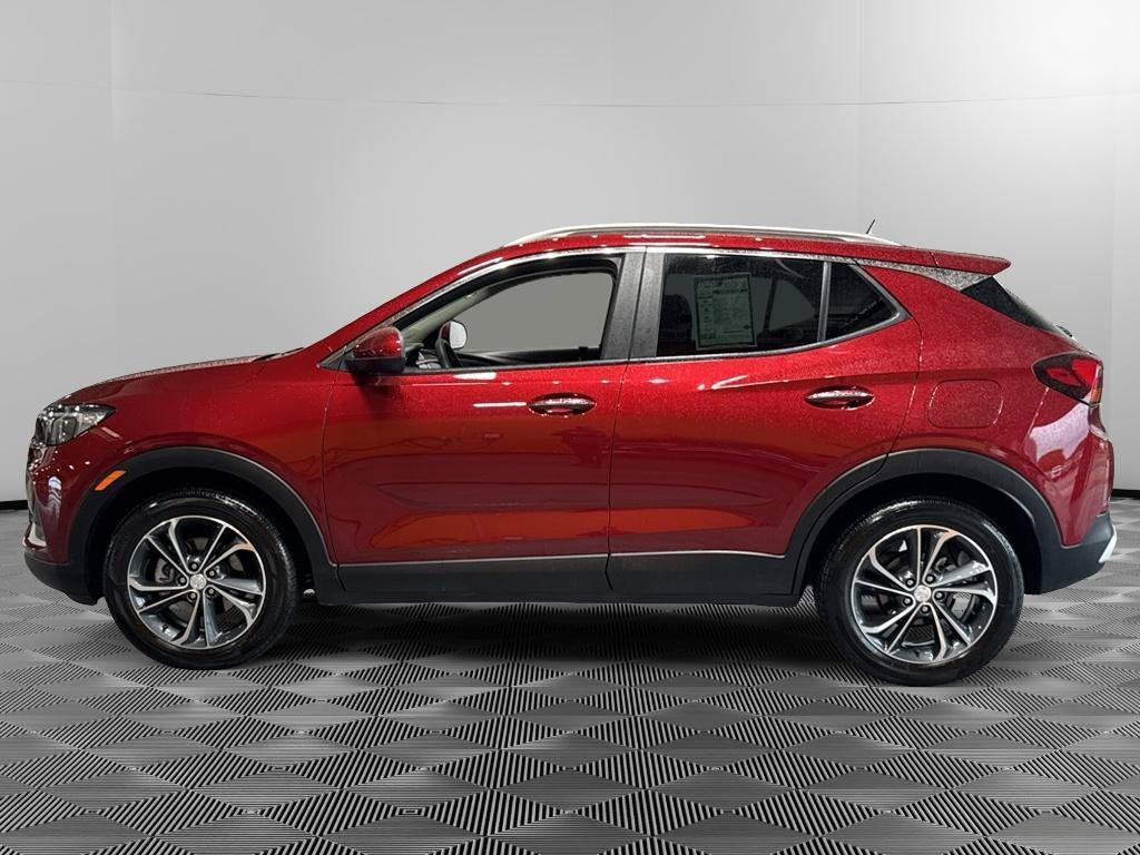 Used 2022 Buick Encore GX Select FWD image 2