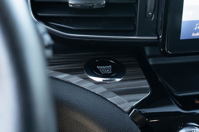 Used 2024 Ford Explorer Limited image 33