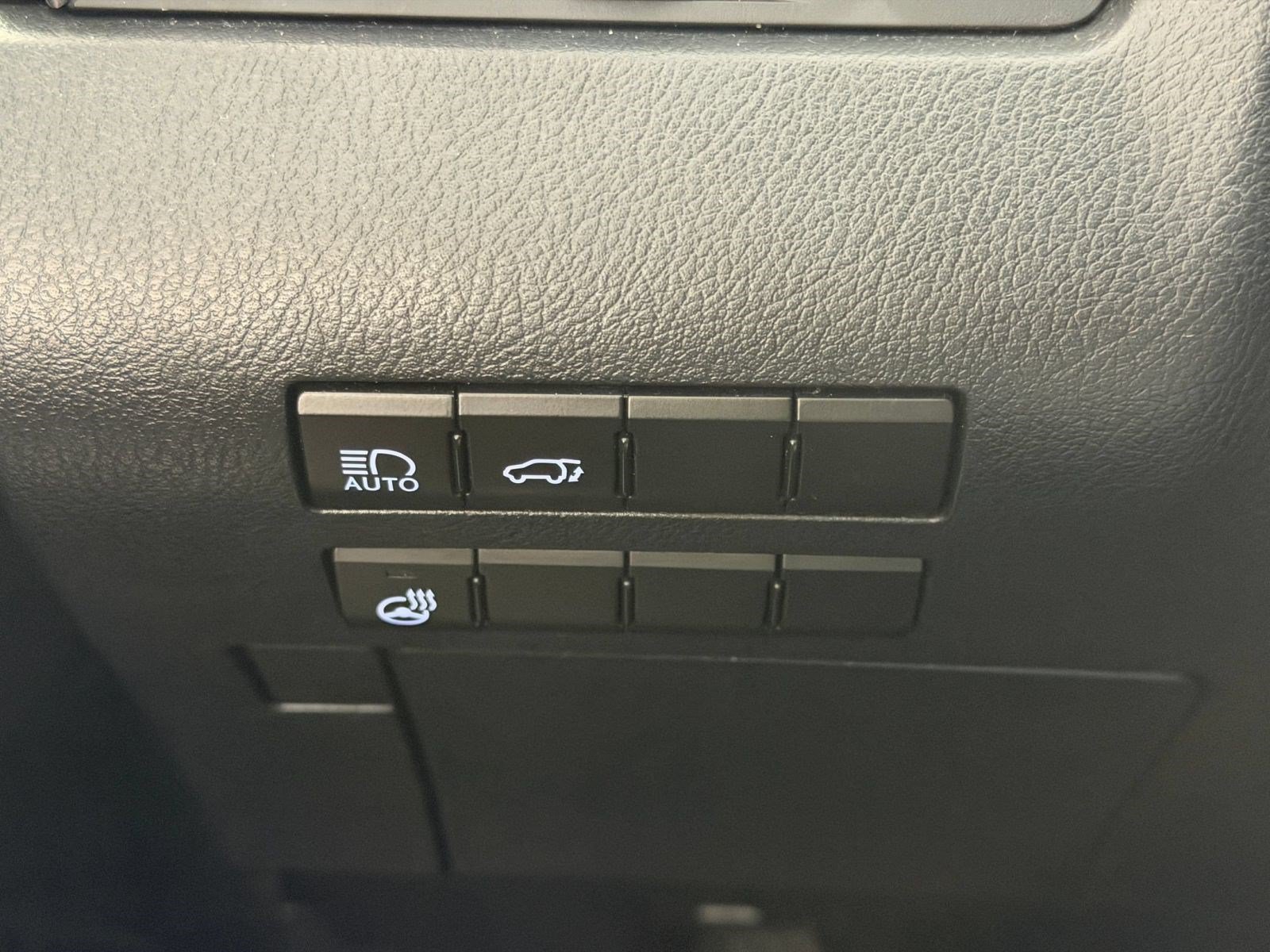 Used 2019 Lexus RX 350L FWD w/ Premium Package image 17