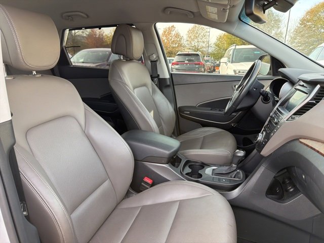 Used 2017 Hyundai Santa Fe SE w/ SE Premium Package 02 image 37