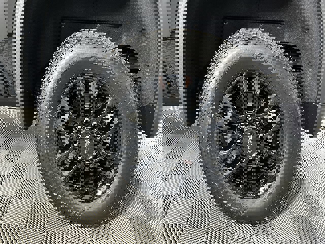 New 2026 Chevrolet Silverado 2500 High Country w/ Midnight Edition image 95