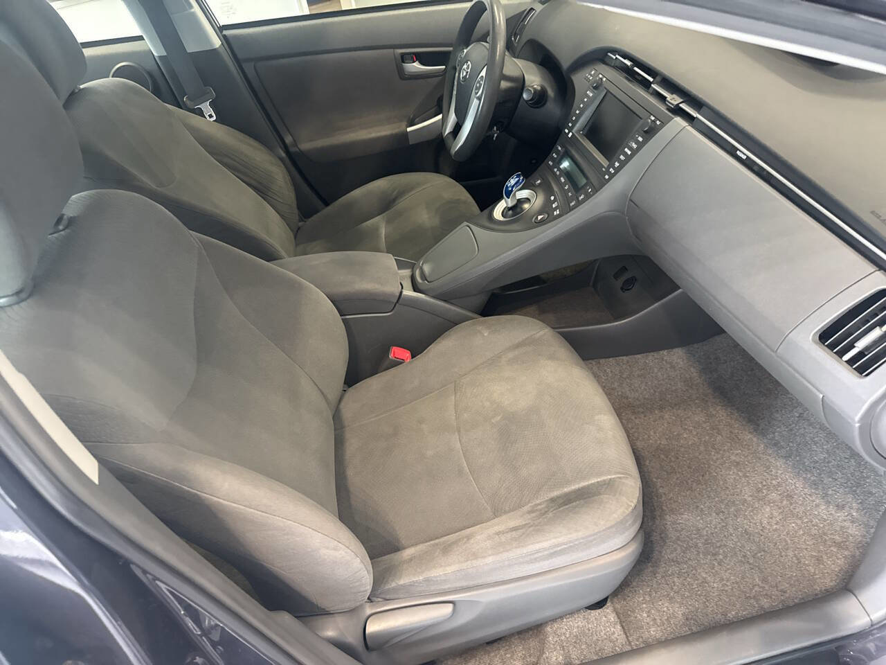 Used 2010 Toyota Prius Two FWD image 29
