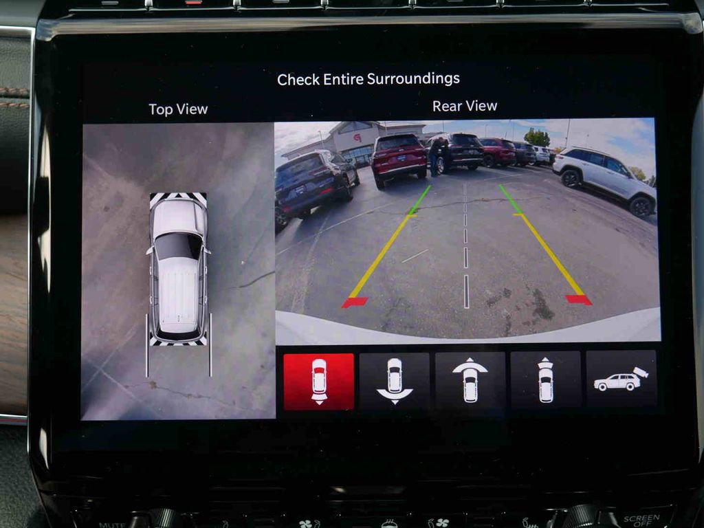 New 2025 Jeep Grand Cherokee Summit w/ Adv Protech Group IV image 36