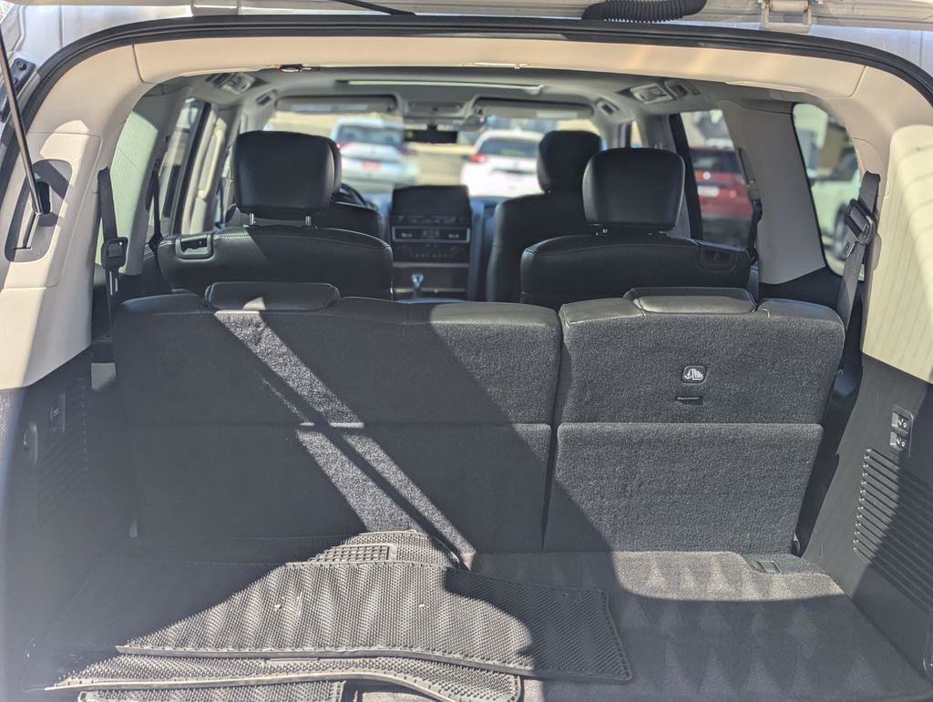 Used 2023 INFINITI QX80 Luxe w/ Cargo Package image 23