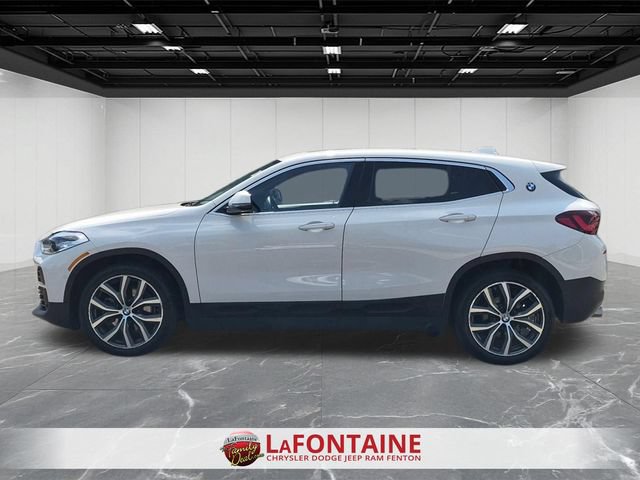 Used 2022 BMW X2 xDrive28i w/ Premium Package AWD/4WD image 2