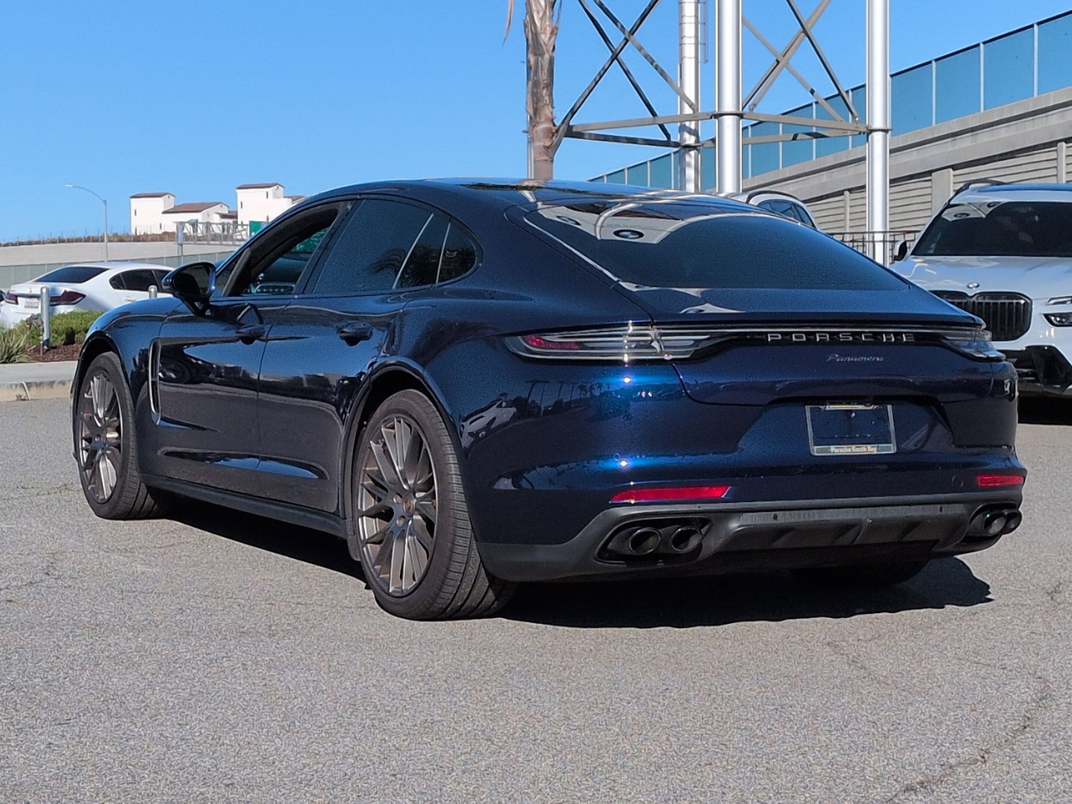 Used 2023 Porsche Panamera 4 image 8
