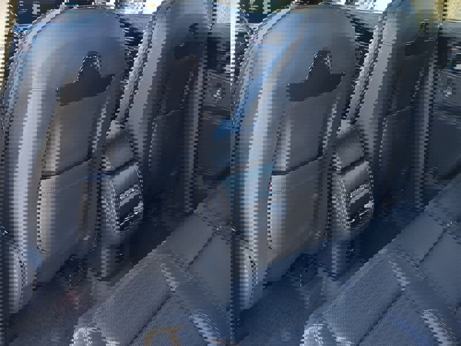 Used 2024 Lincoln Nautilus Reserve w/ Equipment Group 202A image 25