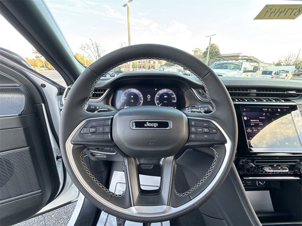 New 2025 Jeep Grand Cherokee L Laredo w/ Trailer Tow Package image 12