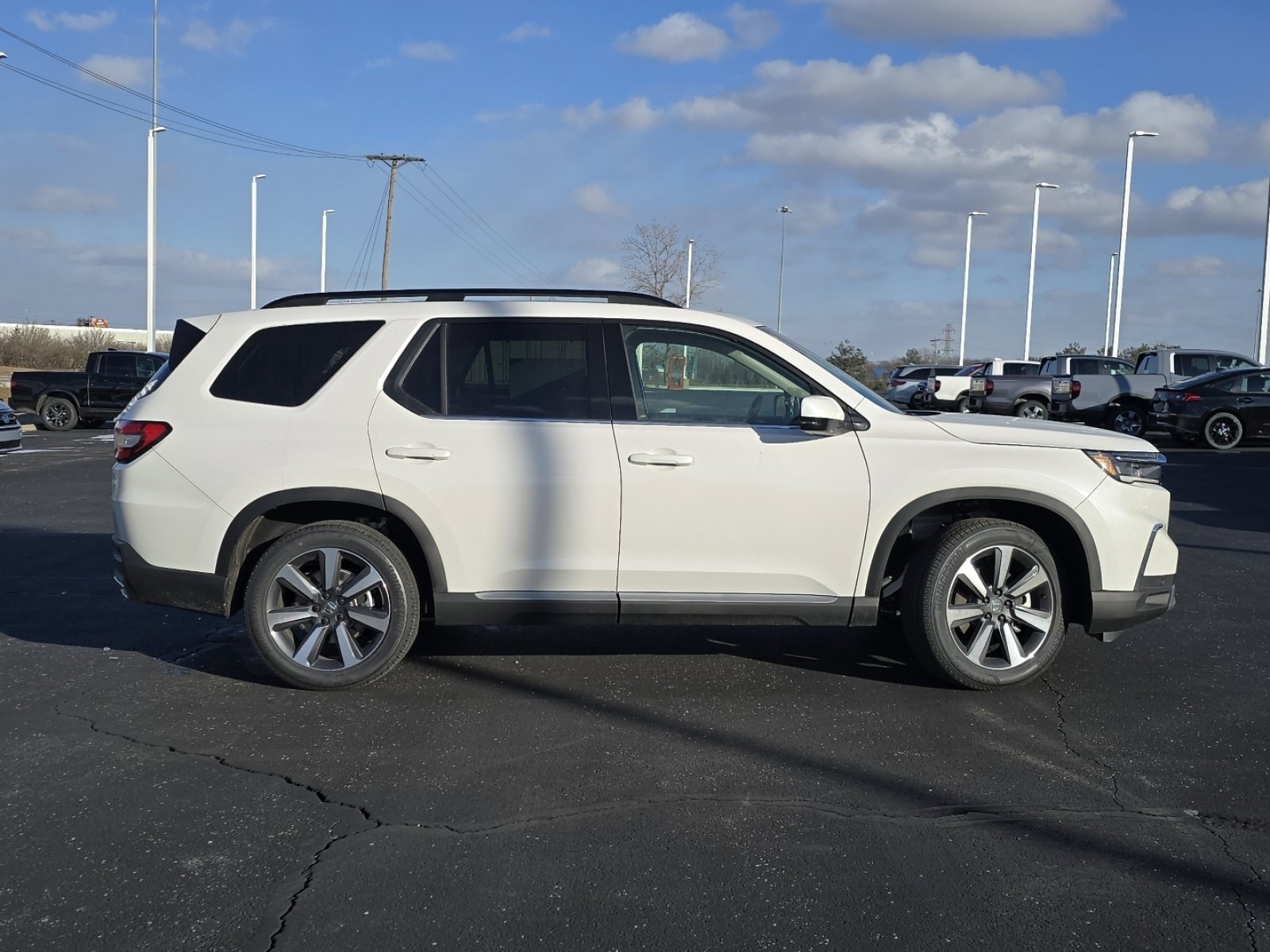 New 2025 Honda Pilot Touring image 22