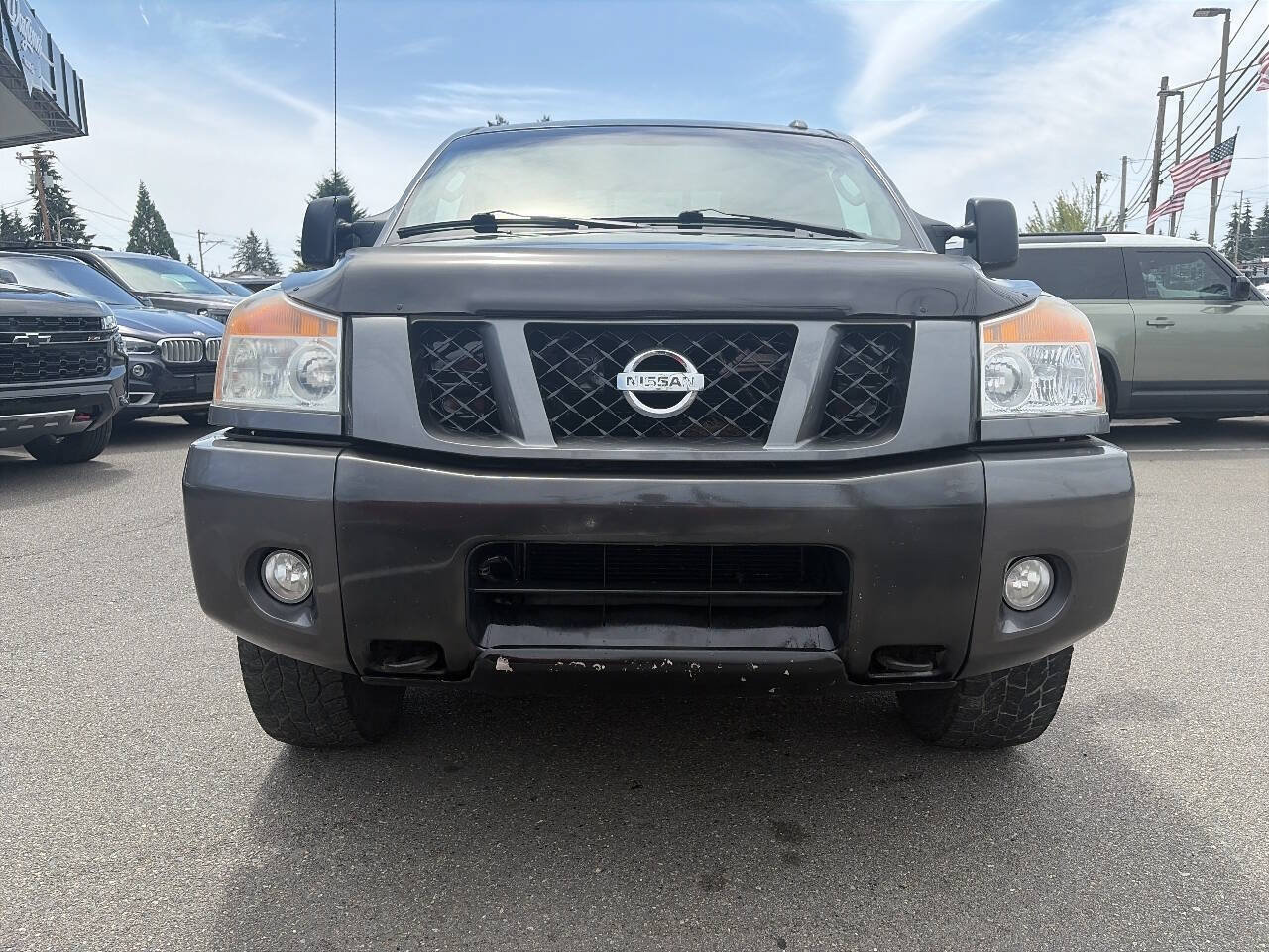 Used 2011 Nissan Titan PRO-4X AWD/4WD image 9