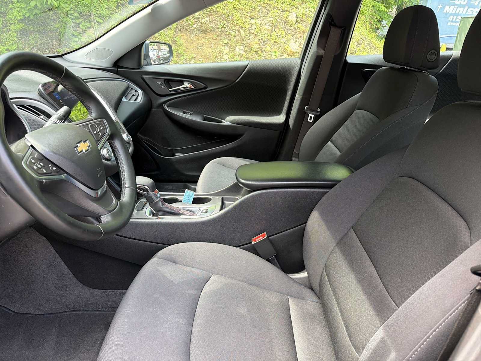 Used 2024 Chevrolet Malibu RS FWD image 18