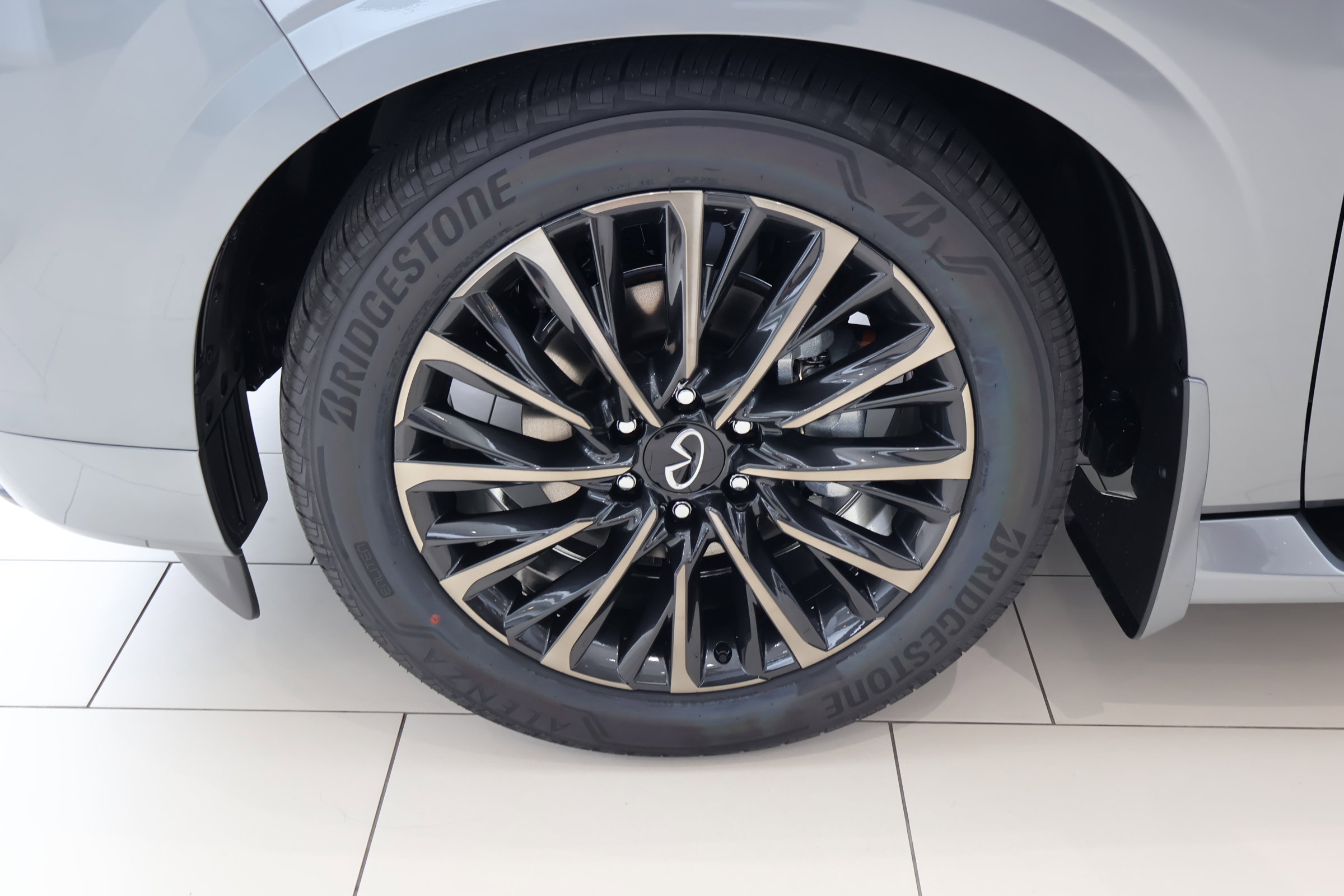 New 2026 INFINITI QX80 Autograph image 12