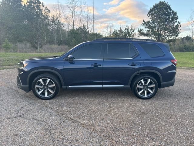 Used 2025 Honda Pilot Touring image 5