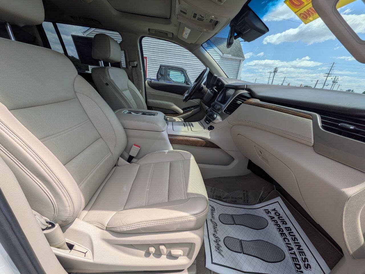 Used 2019 GMC Yukon XL Denali w/ Denali Ultimate Package AWD/4WD image 18
