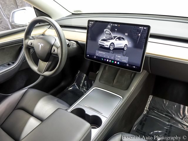 Used 2023 Tesla Model Y Long Range AWD/4WD image 28