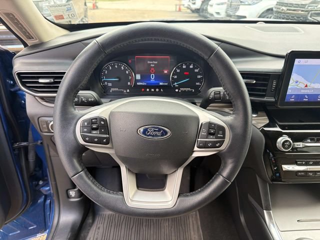 Used 2022 Ford Explorer Limited w/ Equipment Group 301A RWD image 28