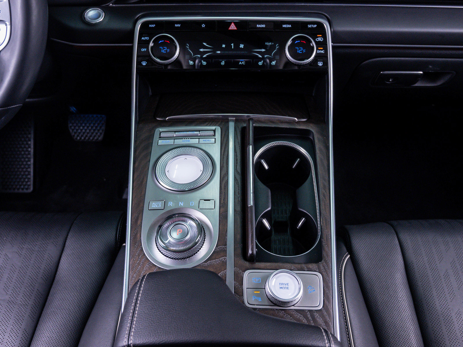 Used 2022 Genesis GV80 2.5T w/ Prestige Package 05 image 29