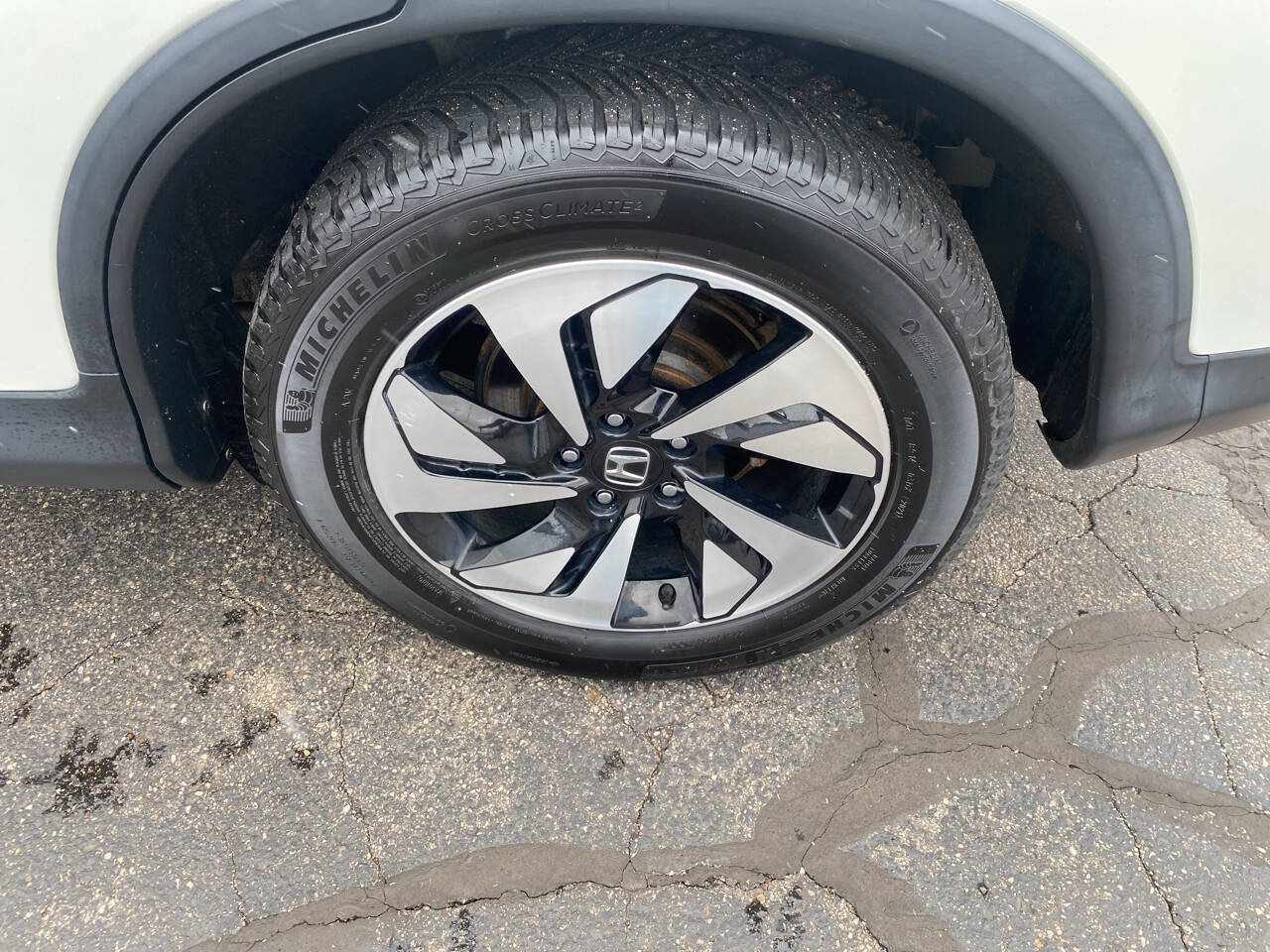 Used 2016 Honda CR-V Touring image 14