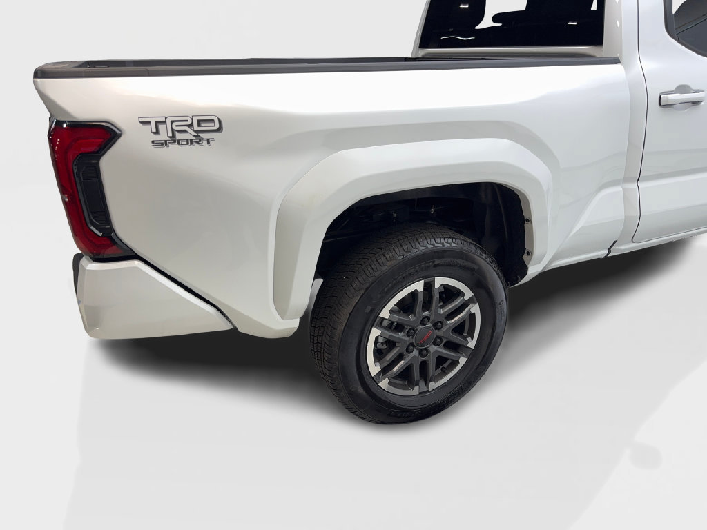 Used 2025 Toyota Tacoma TRD Sport AWD/4WD image 16
