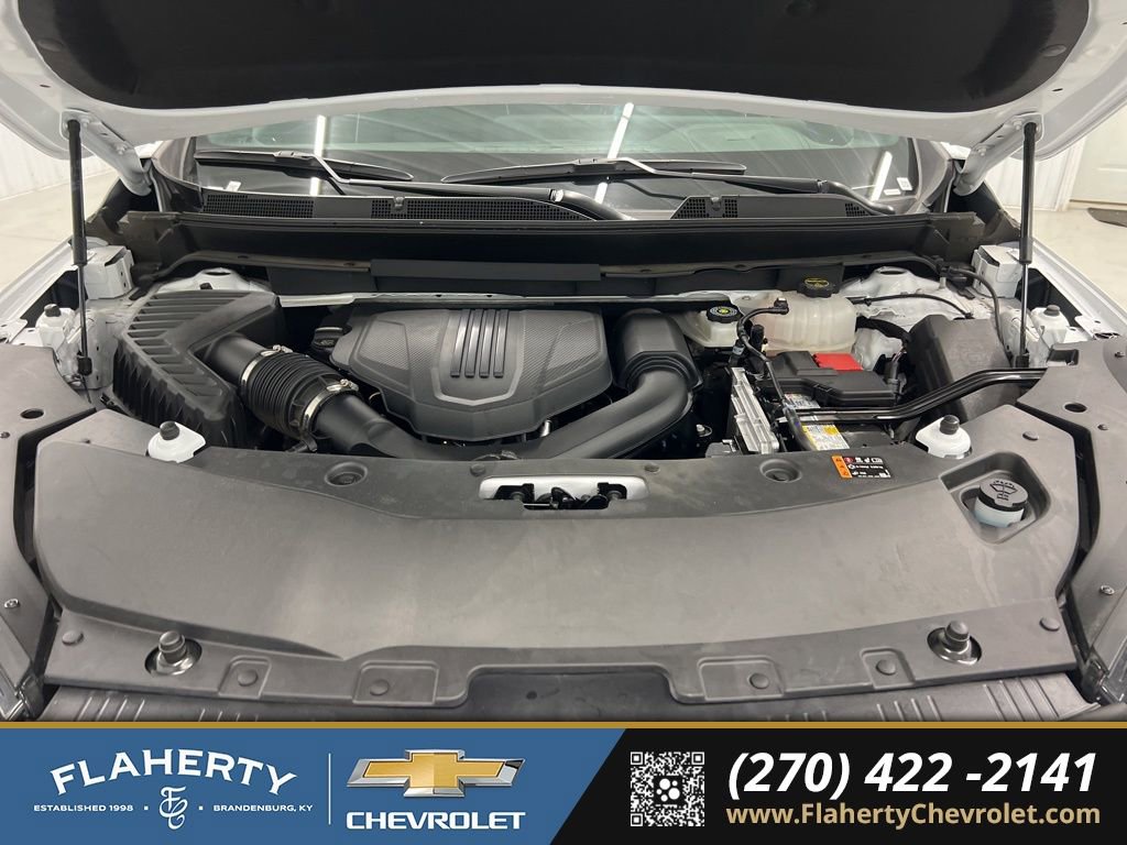 Used 2025 Buick Enclave Preferred AWD/4WD image 16