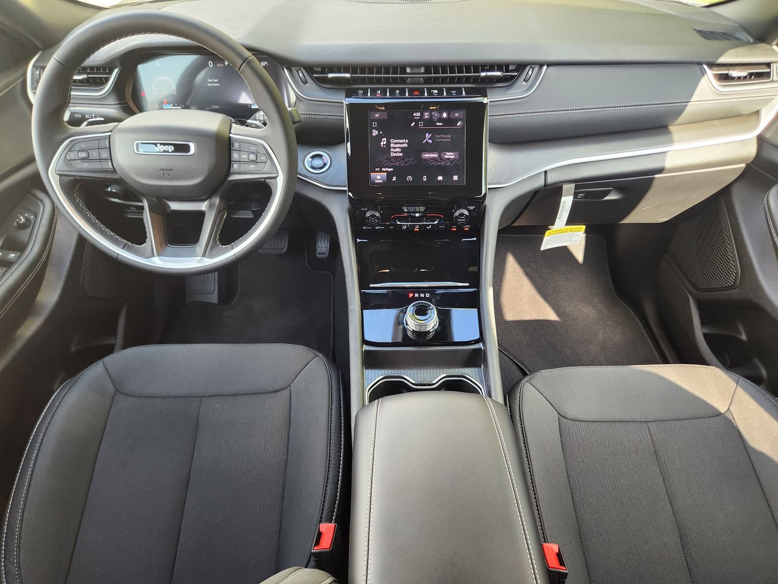 New 2026 Jeep Grand Cherokee Laredo RWD image 23