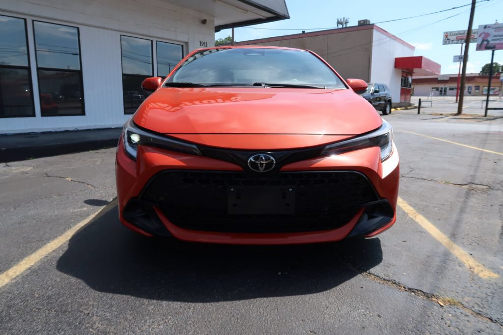 Used 2023 Toyota Corolla SE FWD image 2