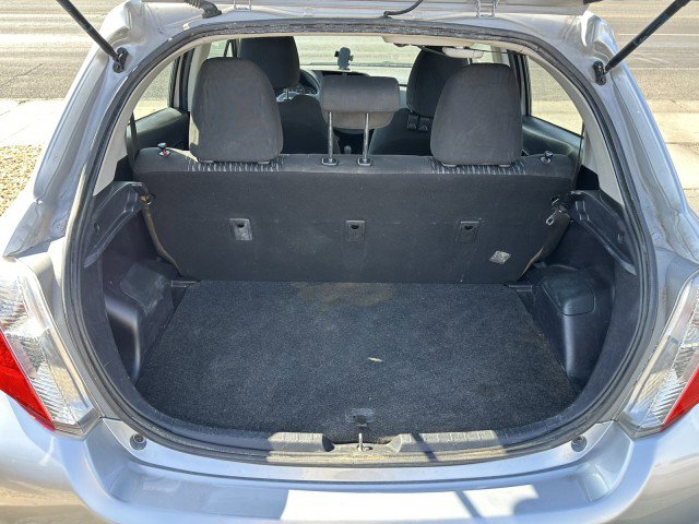 Used 2014 Toyota Yaris L image 14