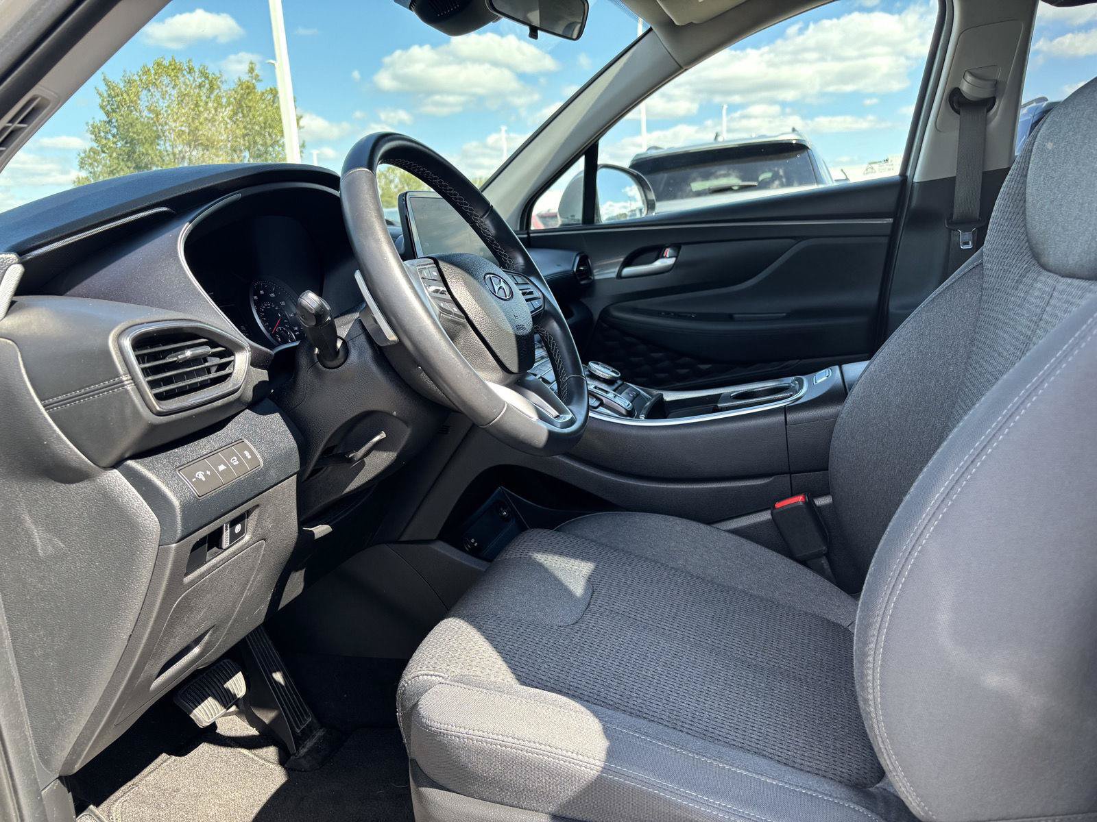 Used 2023 Hyundai Santa Fe SEL w/ Cargo Package AWD/4WD image 14