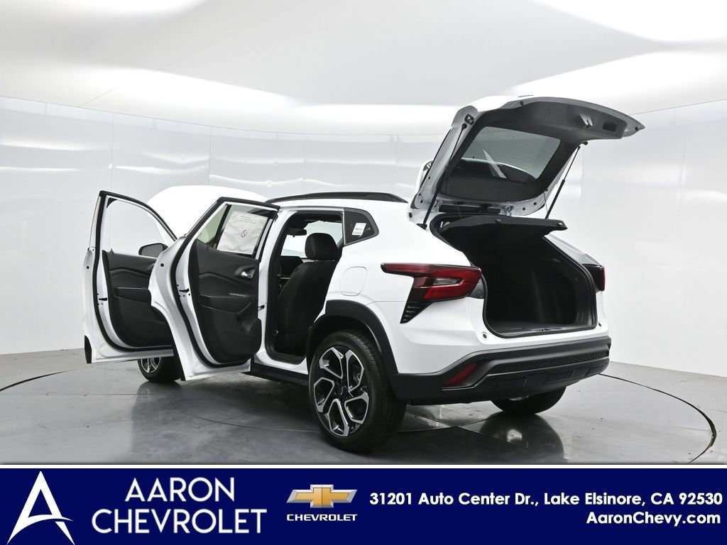 New 2026 Chevrolet Trax RS w/ Driver Confidence Package image 29