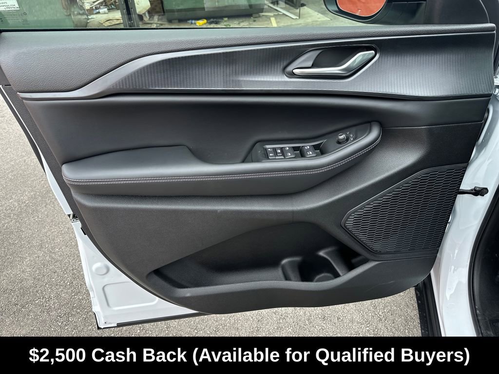 New 2026 Jeep Grand Cherokee Laredo RWD image 15