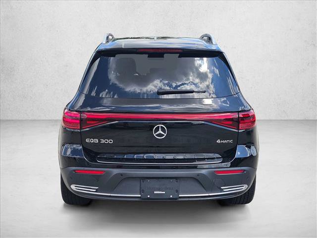 Used 2024 Mercedes-Benz EQB 300 4MATIC image 6