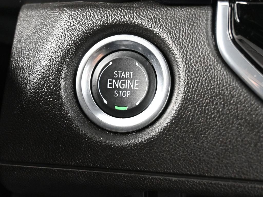 Used 2024 Chevrolet Colorado Trail Boss image 26