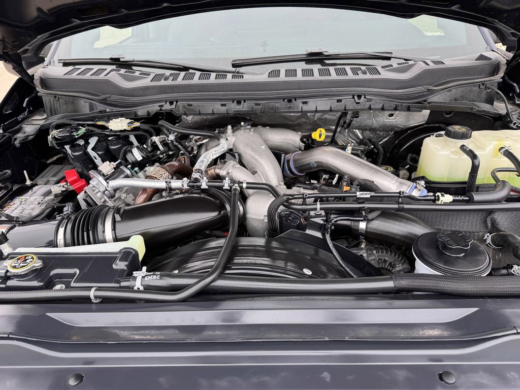 Used 2024 Ford F250 Lariat w/ Sport Appearance Package image 31