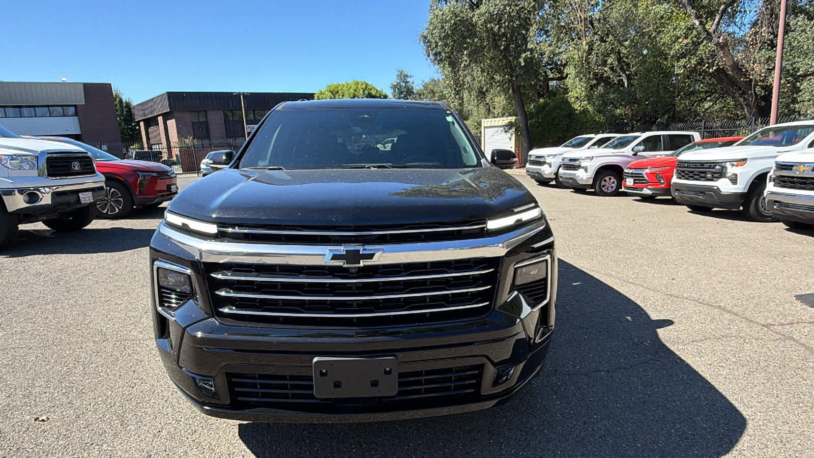 Used 2025 Chevrolet Traverse High Country w/ LPO, Floor Liner Package AWD/4WD image 2