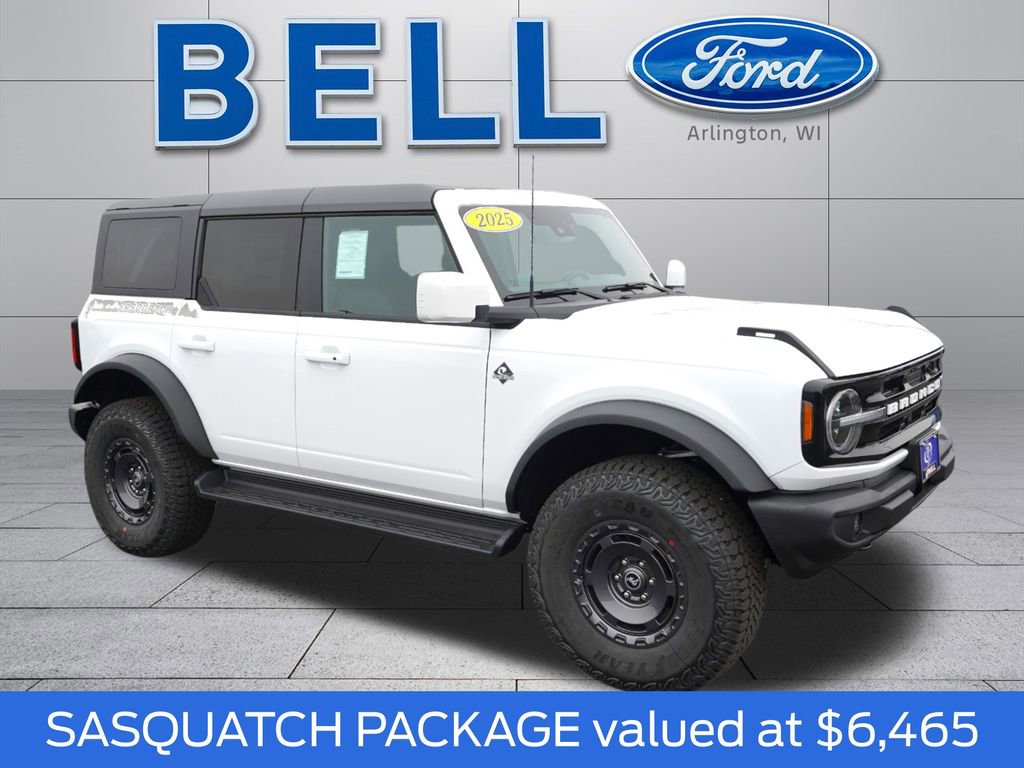 New 2025 Ford Bronco Outer Banks w/ Sasquatch Package